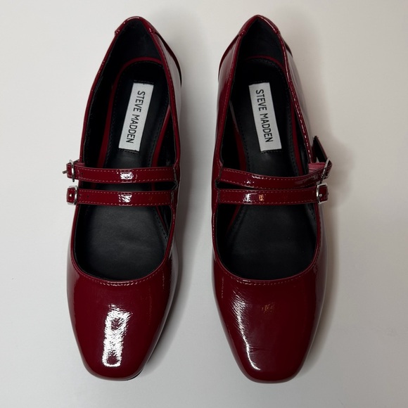 New Steve Madden Women's Mary-Jane Ballet Patent Flats in burgundy Red Size 8 - Picture 2 of 12